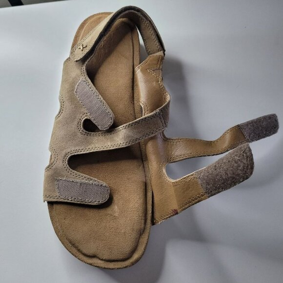 Cobbie Cuddlers Sandals Adjustable Strap Short‎ Wedge Brown Suade Womens 9 - Picture 7 of 11
